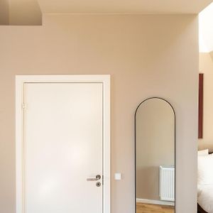 Studio Grande Lit Queen-Size